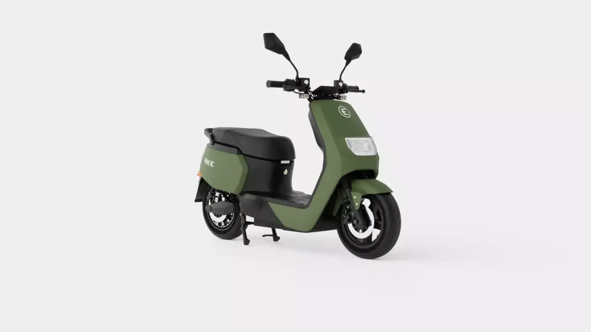 Matte Green Scooter Low-poly 3D model