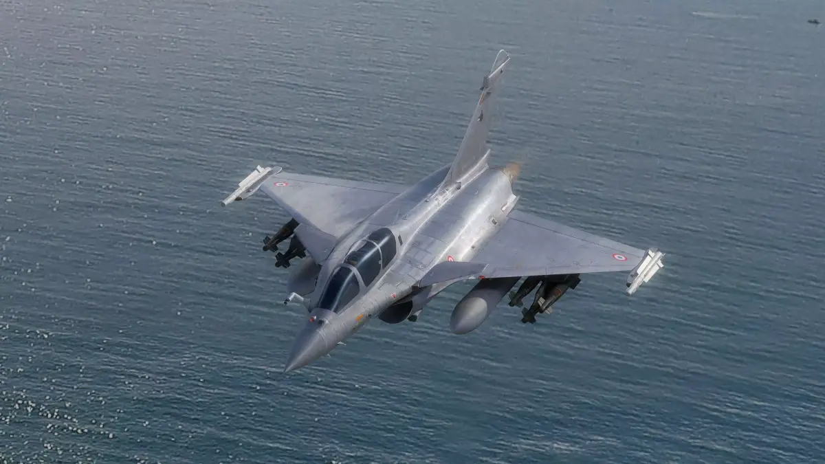 Dassault Rafale B - Rigged - High Resolution Cocpit Low-poly 3D model