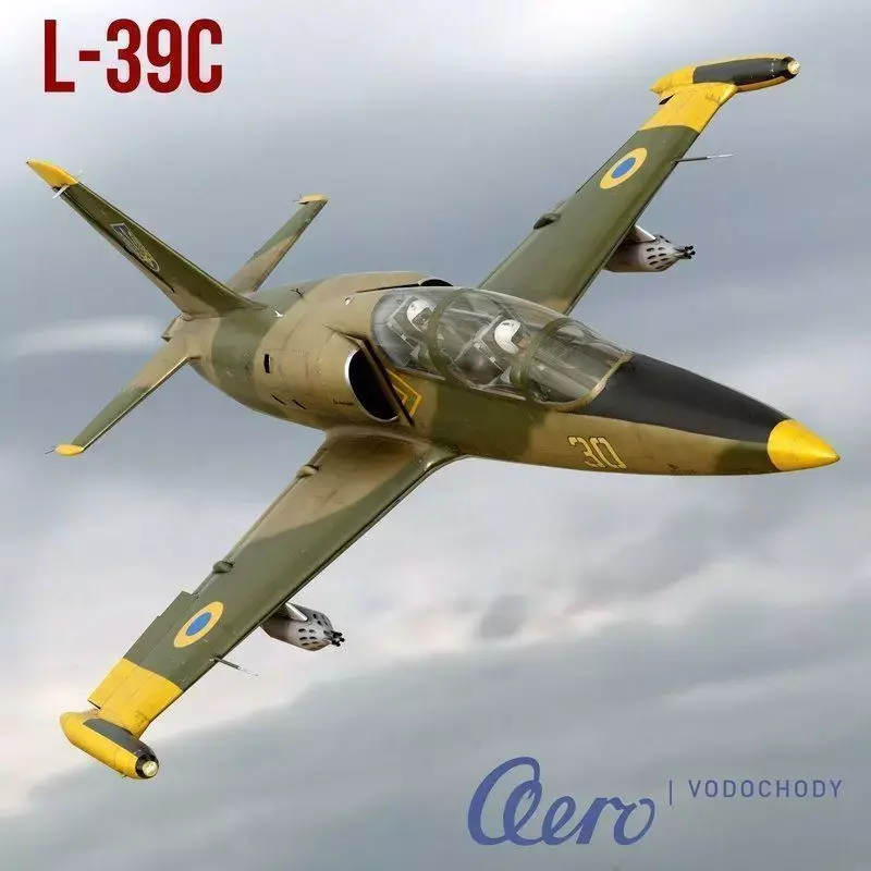 L39 Albatros Low-poly 3D model