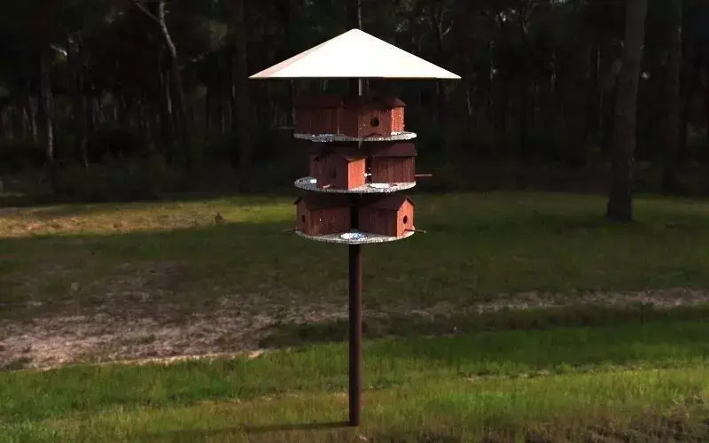 Birdhouse bird feeder with umbrella Free 3D model