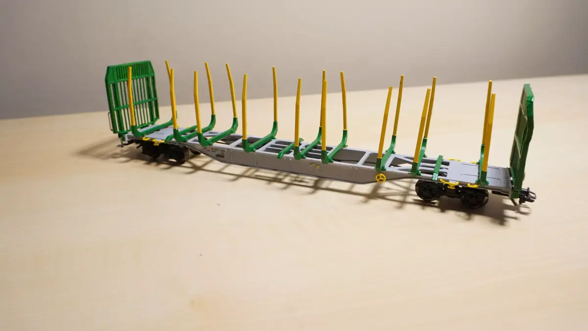 Pre supported Sgnss R 9 log carrying wagon H0 Scale 3D print model