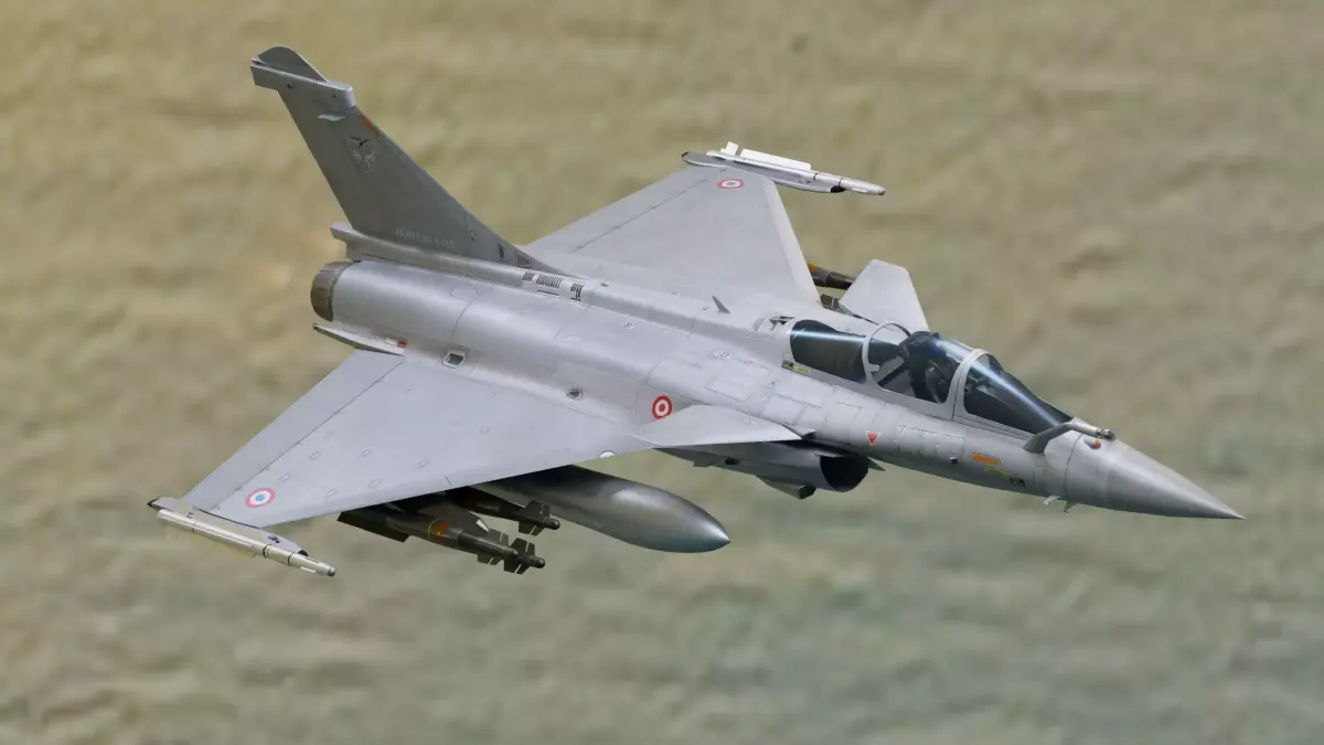 Dassault Rafale C - Rigged - High Resolution Cocpit Low-poly 3D model