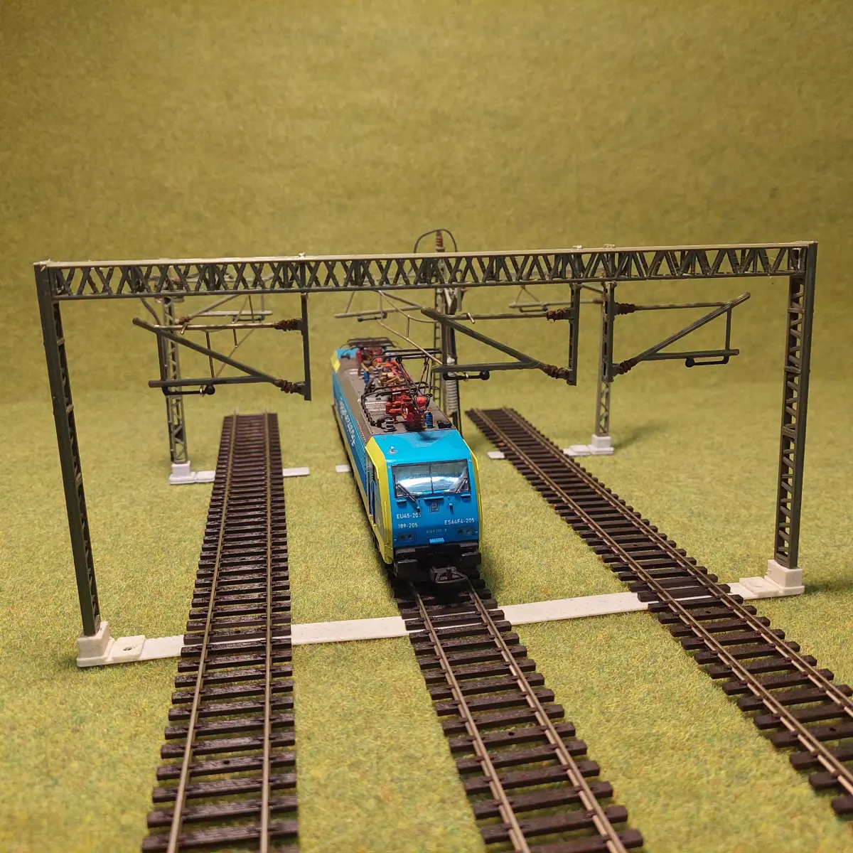 Catenery Gantry Three Track Wide 1-87 FDM 3D print model
