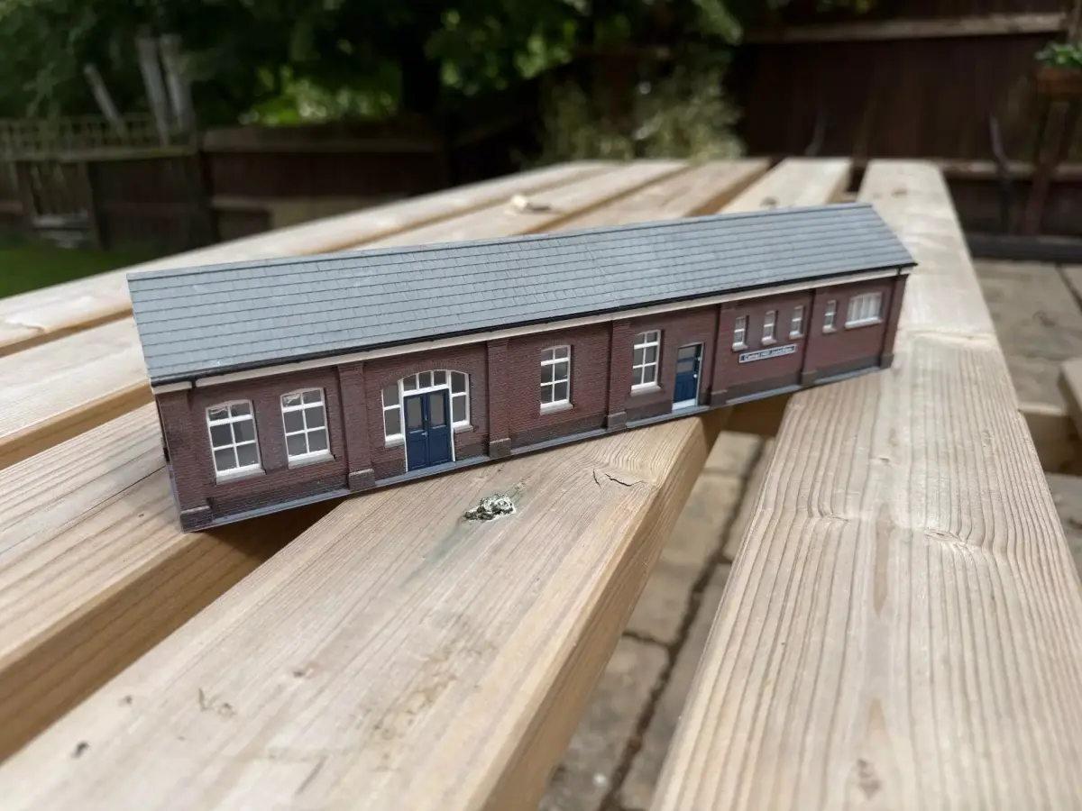 Model Railway Island Platform Building V1 3D print model