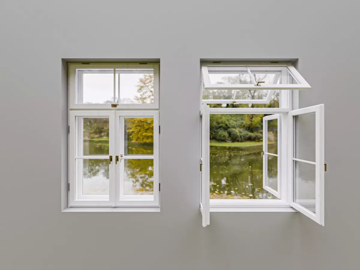 Classic wooden window Free low-poly 3D model