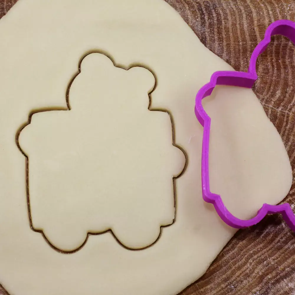 Bear with a postcard cookie cutter for professional Free 3D print model