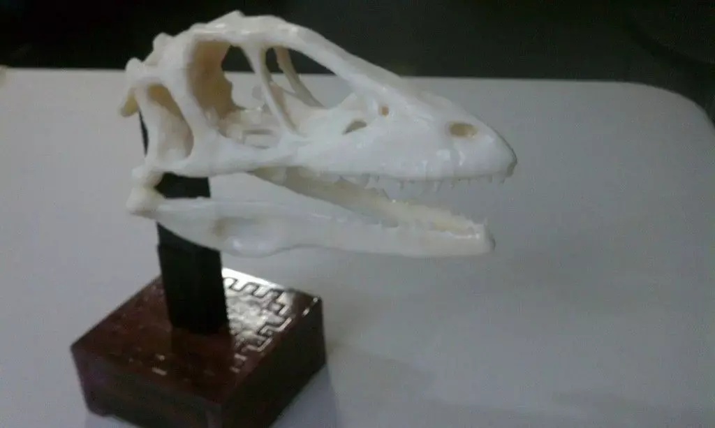 Animatronic Dinosaur Skull Free 3D print model
