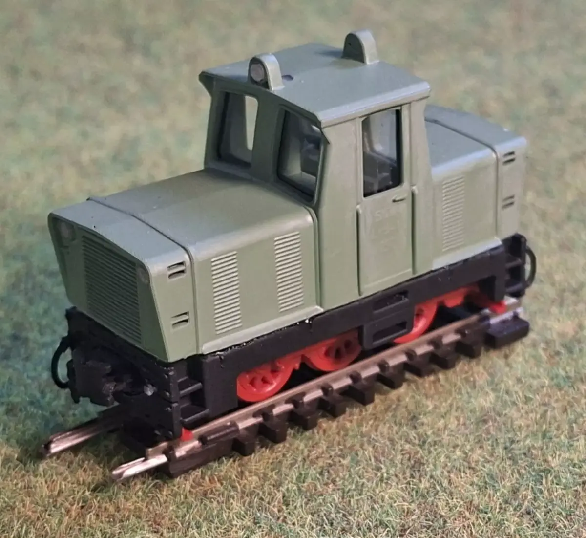 Diesel locomotive WLS 150 1-87 H0e750mm resin 3D print model
