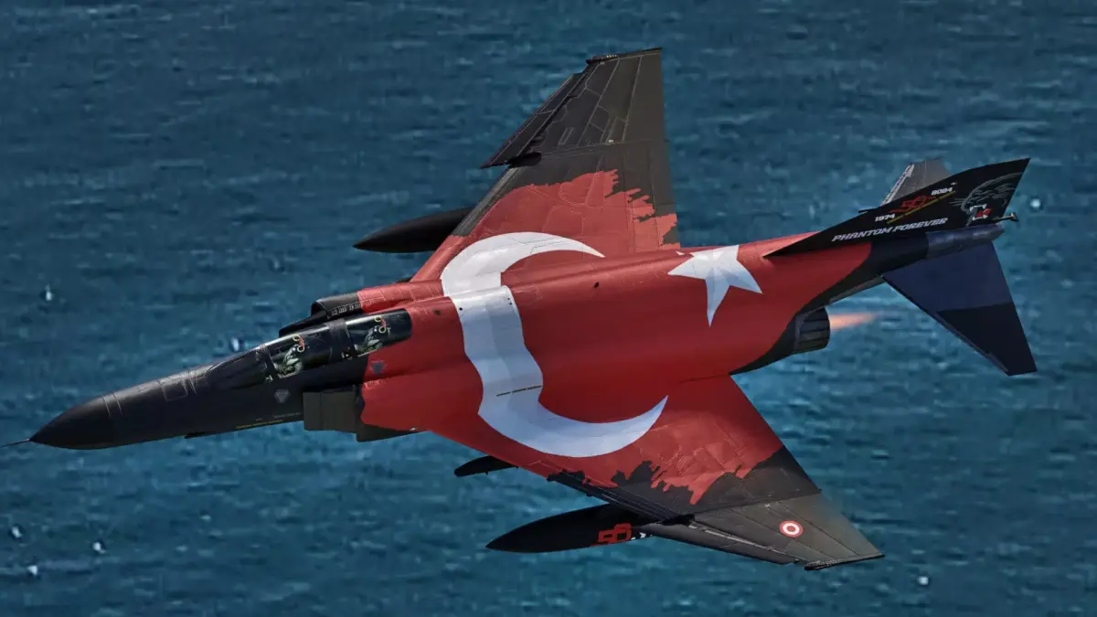 F4 Phantom 2 Turkey-With Cockpit-Fully Rigged-High Resolution Low-poly 3D model