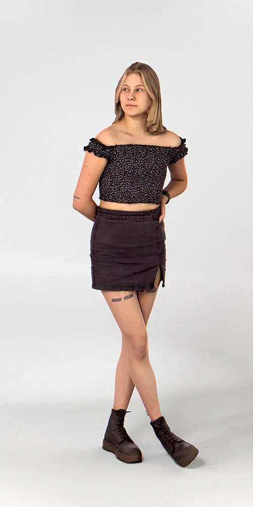Posed 00206 14
