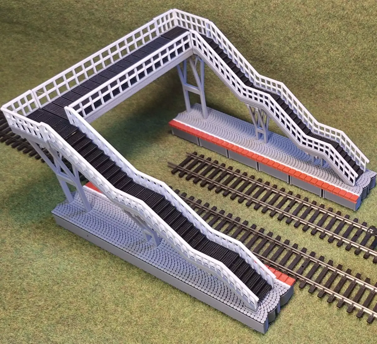 Single Edge Platform Overpass 1-87 FDM color 3D print model