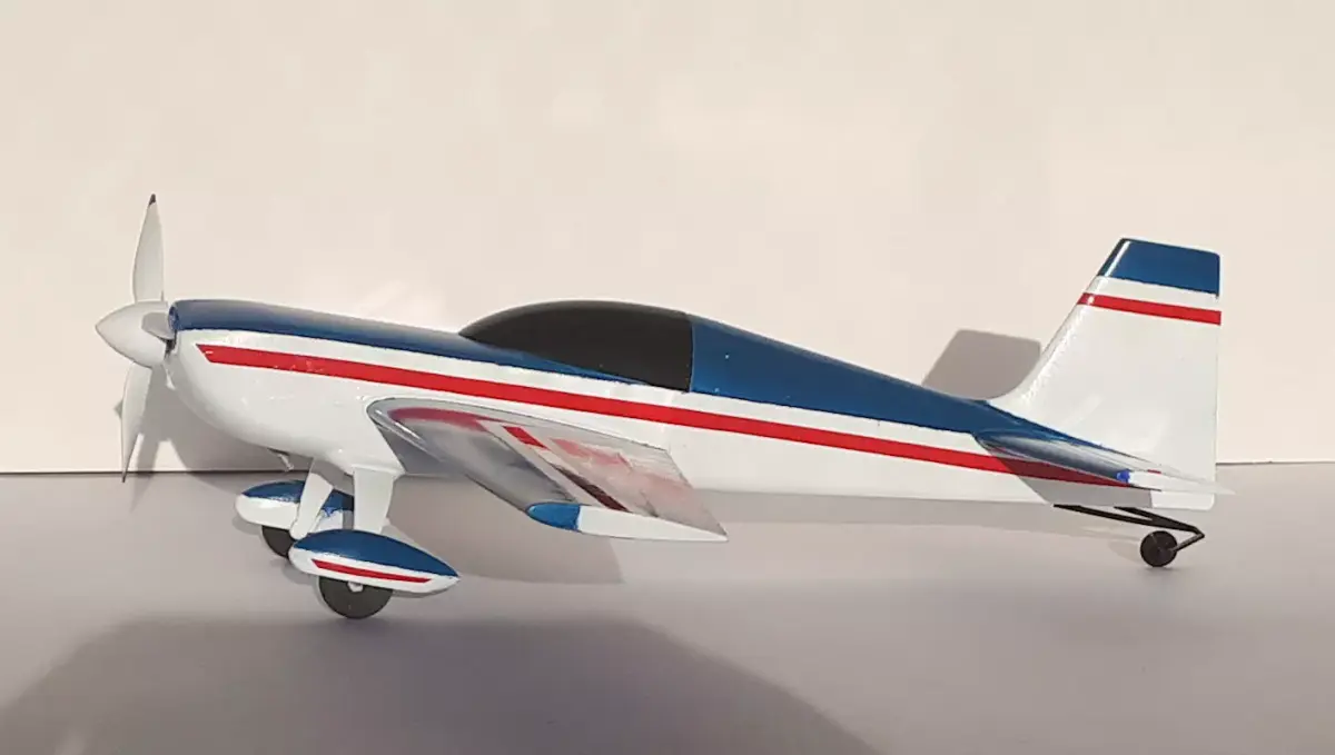 Extra EA-300 Scale Model 1-20 3D print model