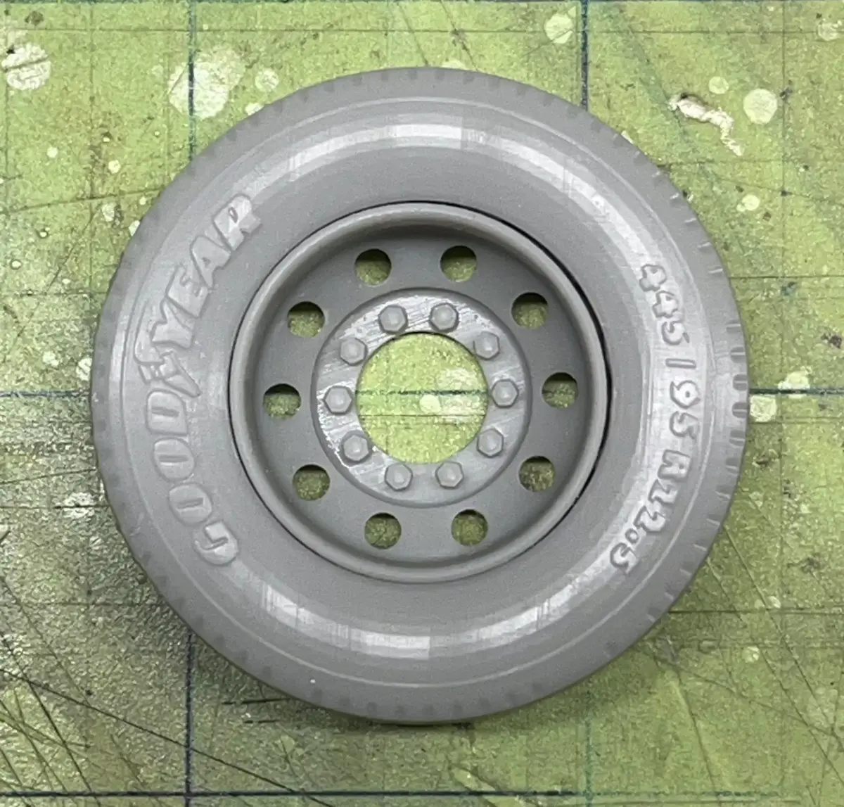 1-25th scale semi truck and trailer tires 22-5 inch 3D print model