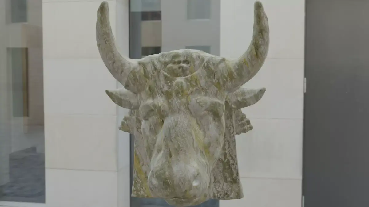 Ox head in rock material  Low-poly 3D model