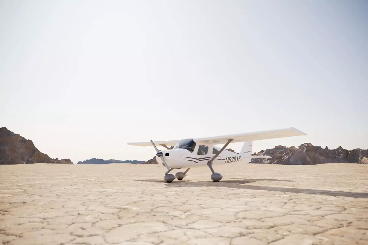 Small classic plane 3D model