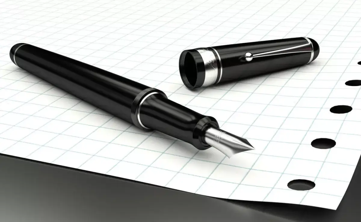 Elegant fountain pen 3D model
