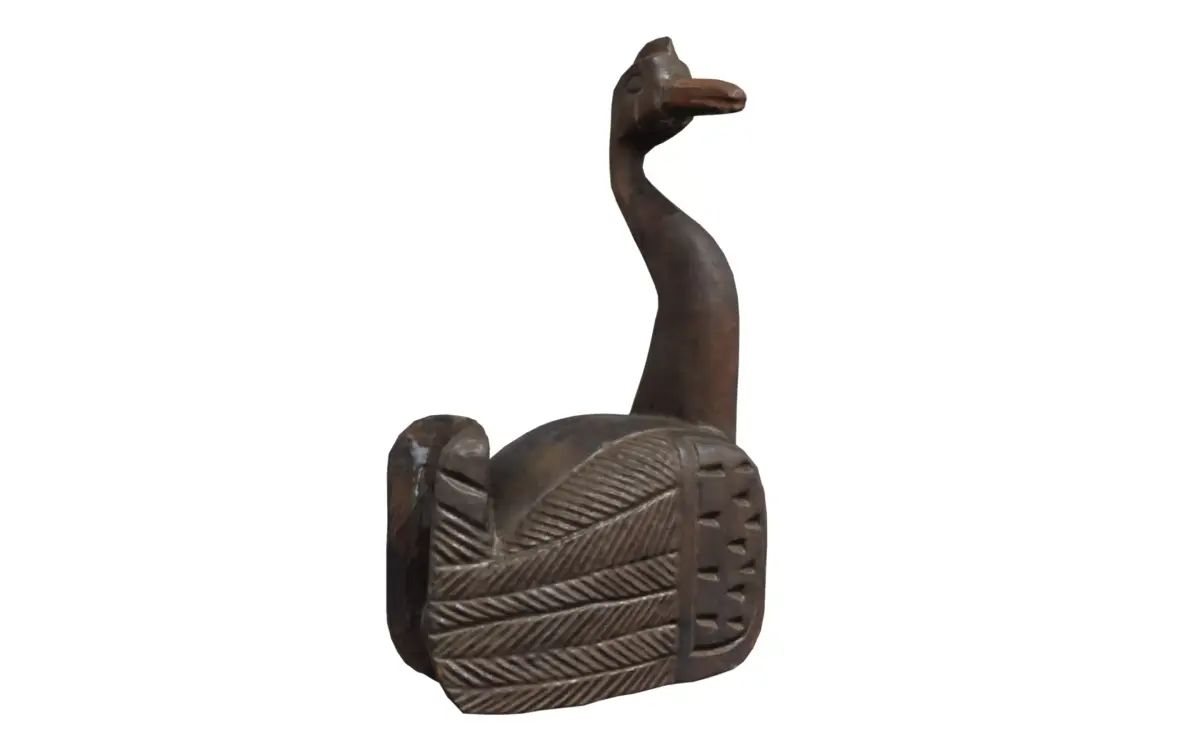  Bird Figure Low-poly 3D model