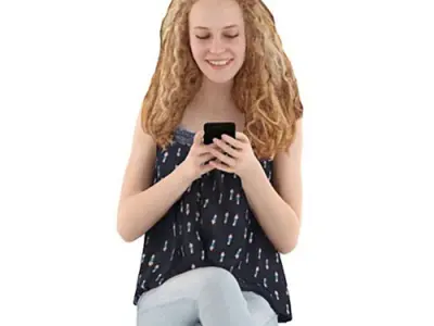 Hannah Posed 003