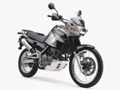 Kawasaki KLE 500 Motorcycle Low-poly 3D model