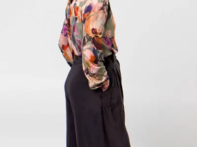Posed Plus 00100 26