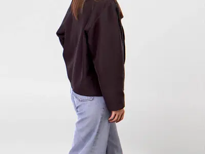 Posed 00171 07