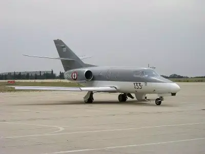 Dassault Falcon 10 3D model