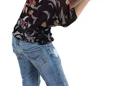 Kim Posed 002