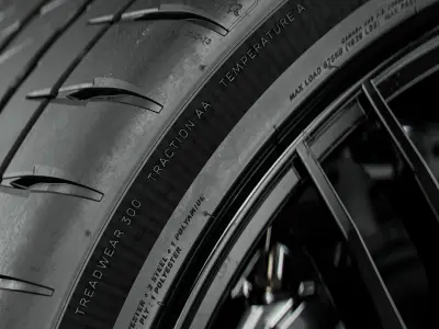 Michelin Pilot Sport 4S 275 35 ZR21 3D model