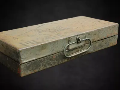 Old Wrench box Free low-poly 3D model