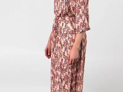 Posed Plus 00026 41