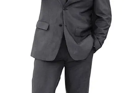 Ray Posed 006
