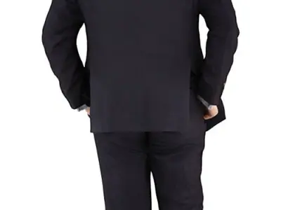 Frank Posed 020