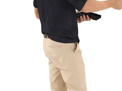 Eric Posed 007