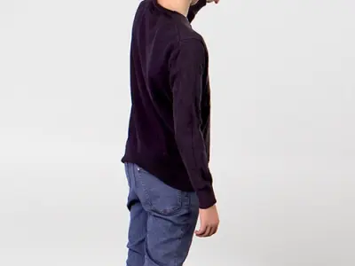 Posed 00117 10