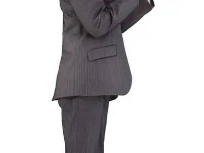 Lee Posed 007