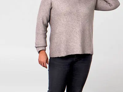 Posed Plus 00051 25