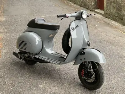 Classic Vespa Scooter 3D Model Vintage Style Retro Motorbike 3D print model