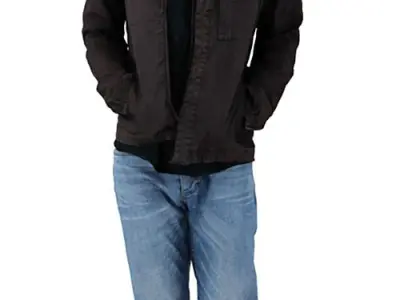 Lee Posed 005