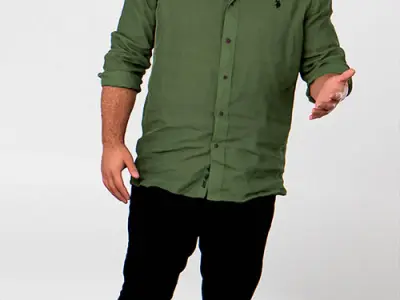 Posed Plus 00033 09