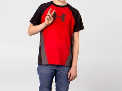 Posed 00117 18
