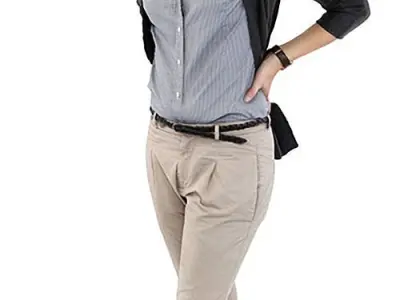 Pamela Posed 003