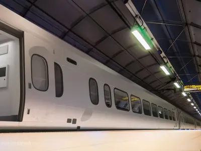 Express Business Coach Generic Rigged 3D model