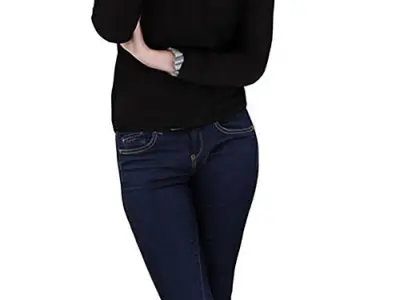 Melinda Posed 004