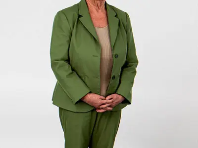Posed Plus 00053 03