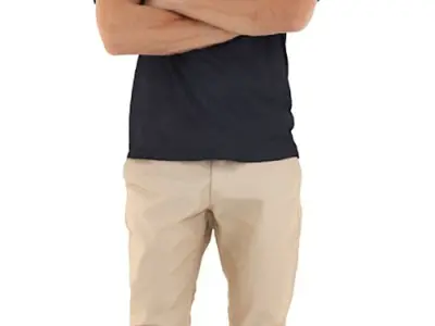 Eric Posed 028