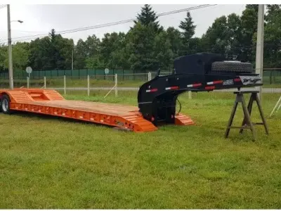 50 Tons Lowboy Semitrailer Detachable Hydraulic Neck 3D model