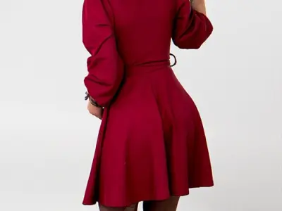 Posed 00125 30