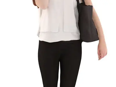 Emma Posed 032
