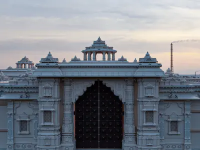 Temple Gate and Courtyard Low-poly 3D model