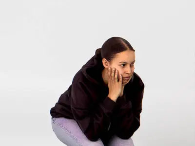 Posed 00213 34